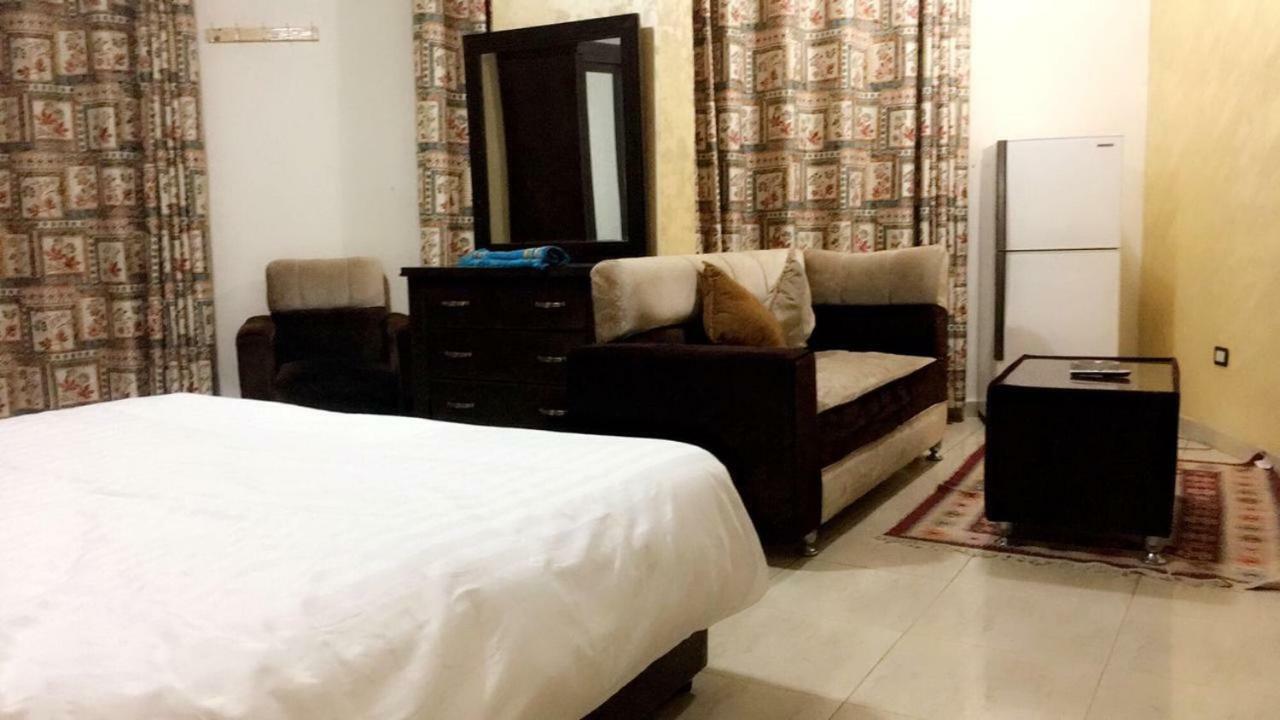 Al Tawheed Hotel Apartments Amman Buitenkant foto